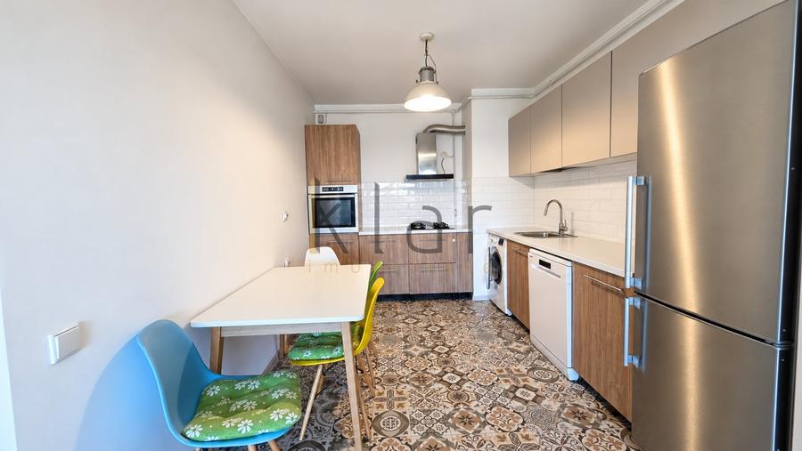 Apartament cu 2 camere semidecomandat, mobilat în Sopor