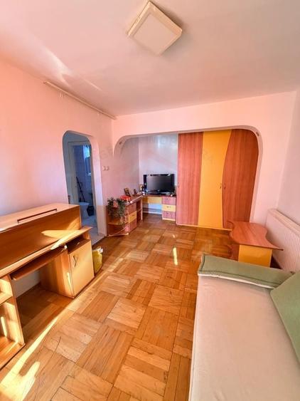 Inchiriem apartament cu o camera la PS-uri , tiglina 1, pret 250 euro. - 3