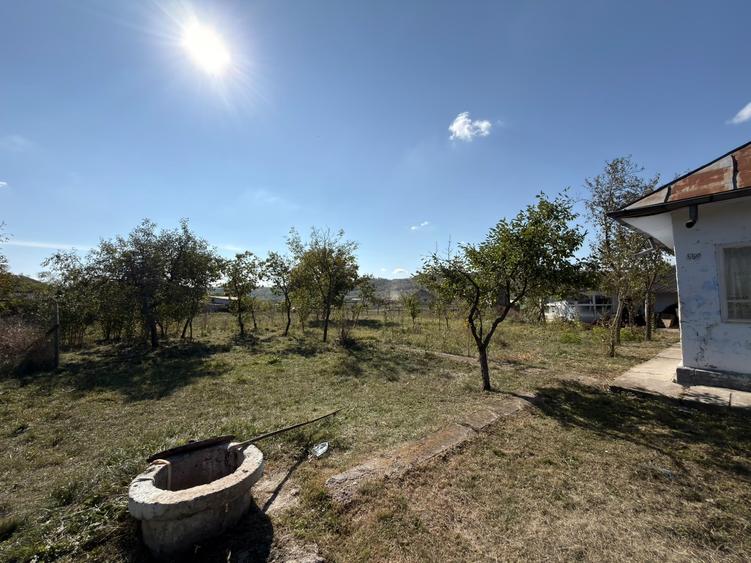 Casă cu 3 camere cu Canalizare în Erbiceni