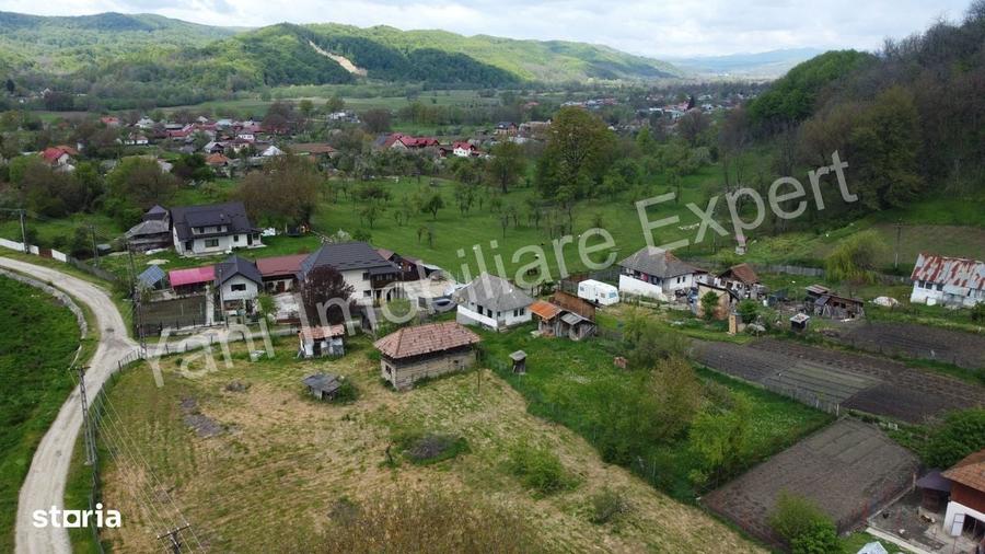 Casă cu 2 camere cu Teren 685 Mp în Mălureni