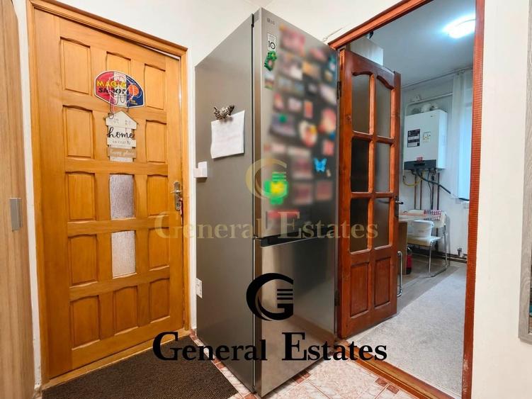 Apartament cu 2 camere semidecomandat în Mircea cel Bătrân