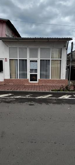 Inchiriez spa?iu comercial - 4