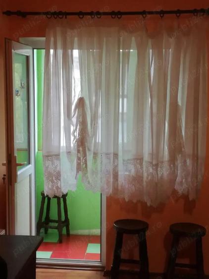 Persoana fizica- Vanzare Garsoniera Fetesti et2,mobilata,! - 1