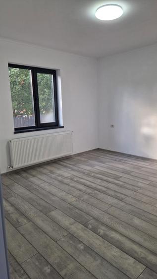 PROPRIETAR-vand casa noua P+M finalizata la cheie,cu finisaje de lux - 1