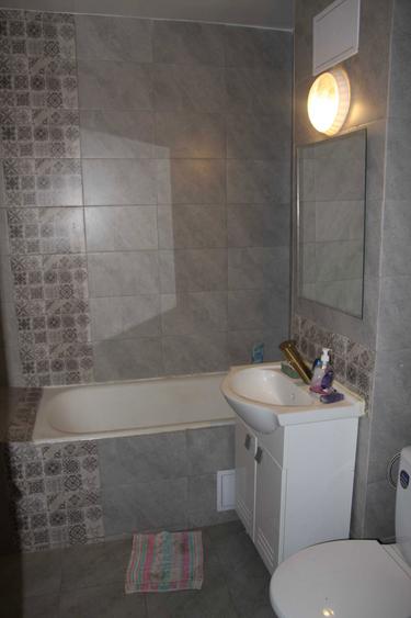 Inchiriez apartament 2 camere Unirii (P5) renovat complet, totul nou, zona linistita - 4
