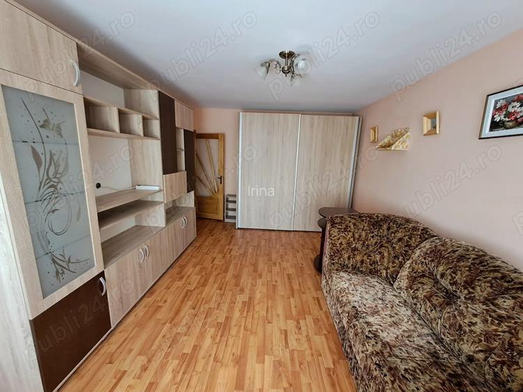 Vand apartament 2 camere etaj 2 in Boto?ani zona ?colii nr.8 Vand apartament 2 camere etaj 2 in Boto?ani zona ?colii nr.8