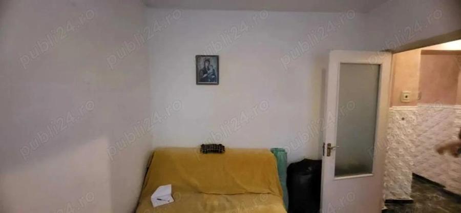 Apartament cu 3 camere in Micro 18 - 8