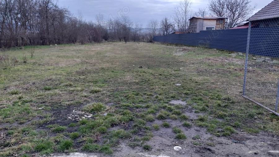 Inchiriez teren intravilan - 7