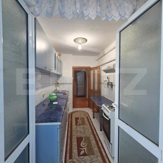 Apartament cu 2 camere decomandat, mobilat în Micro 13