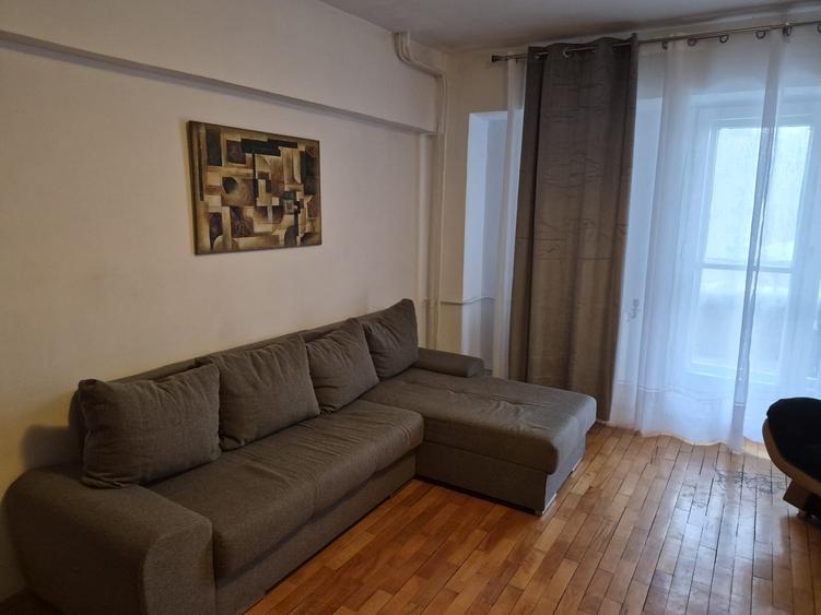 Piata Unirii metrou-Unirea Shopping Centre - 1