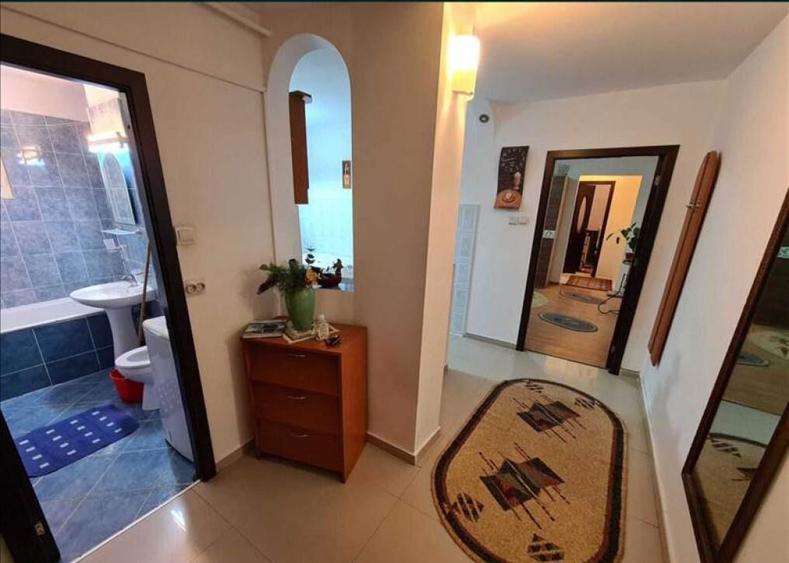 Apartament 3 camere, 2 bai Centrul Civic - 5