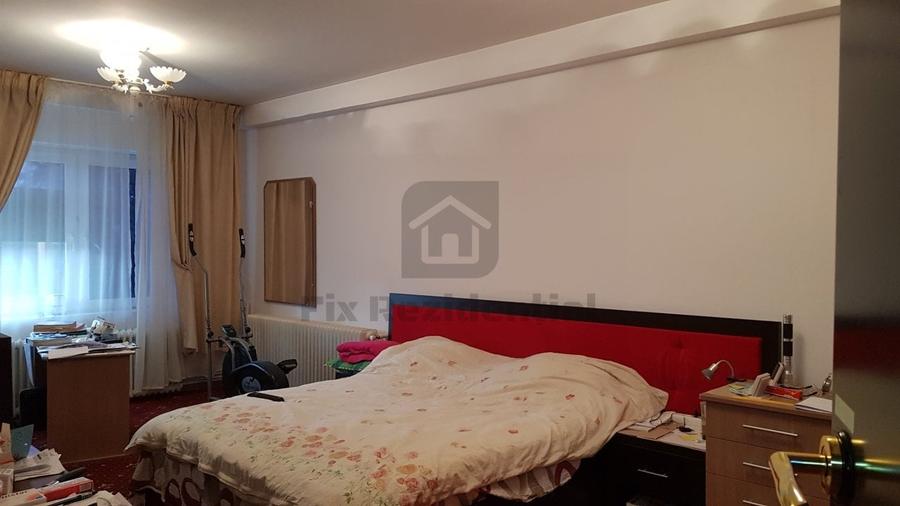 Proprietate deosebita in Targu Neamt - posibiltate transformare pensiune - 44