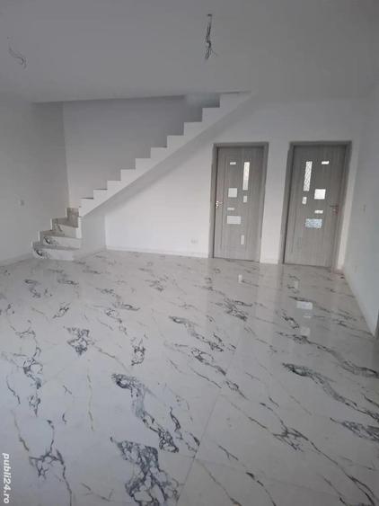 Pantelimon Ilfov parter+pod mansardabil pe placa de beton,3cam,2bai,300mp,comision 0% - 2