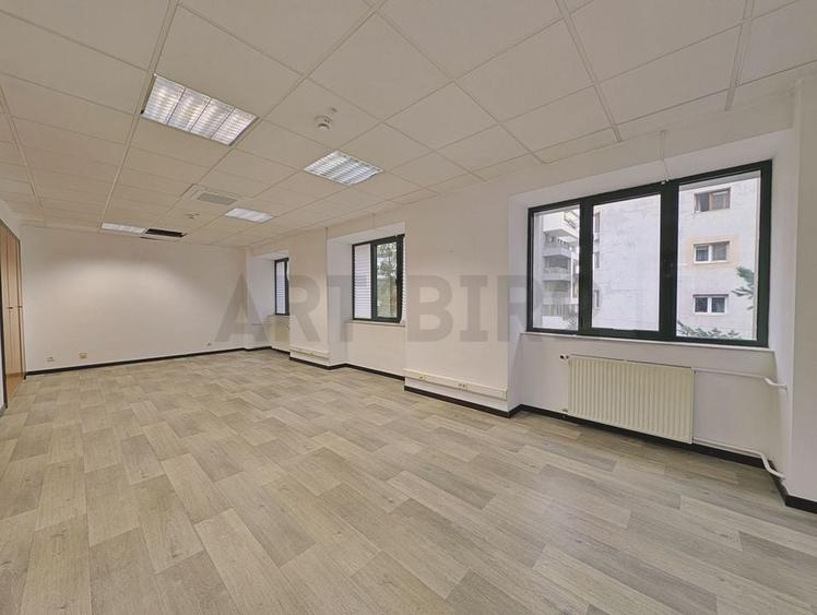 Zero comision, 44-108mp birou - productie usoara, Banu Manta, 13' [M] - 1