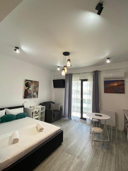 Garsoniera spatioasa -vedere  mare - 30 m de plaja  -str.B2 Nautic Mamaia Nord - 8