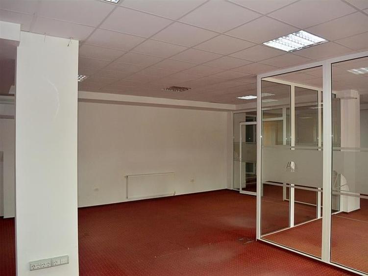 Inchiriere spatiu birou 230 m finisat in zona Iulius Mall - 11