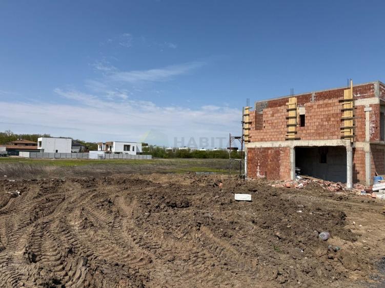 Teren Construcții intravilan de 500 mp, în Tunari
