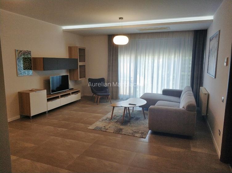 Apartament lux, ultracentral, bloc nou, parcare in garajul subteran