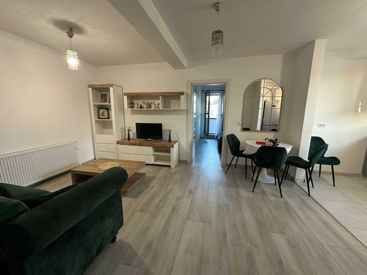 Apartament cu 2 camere decomandat în Bucium