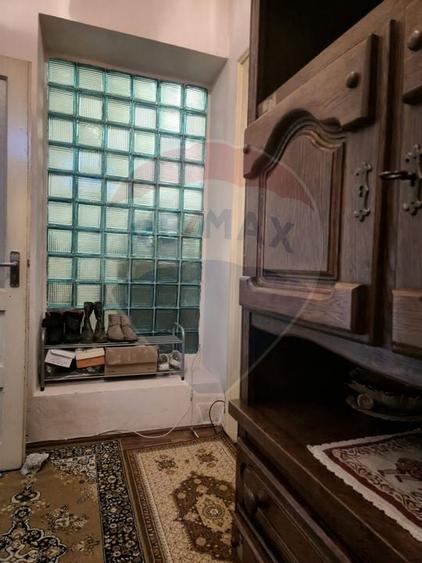 Casă / Vilă cu 5 camere de vânzare - 8