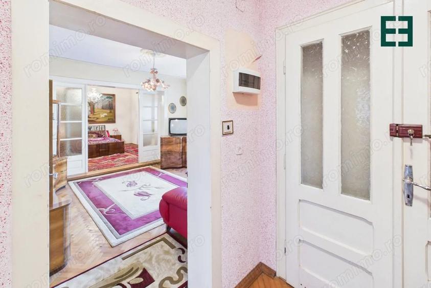 Casa cu 10 camere ?i 1437 mp teren in Ineu - Arad - 12
