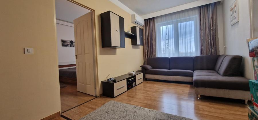 Apartament cu 2 camere de inchiriat in Strand - 1