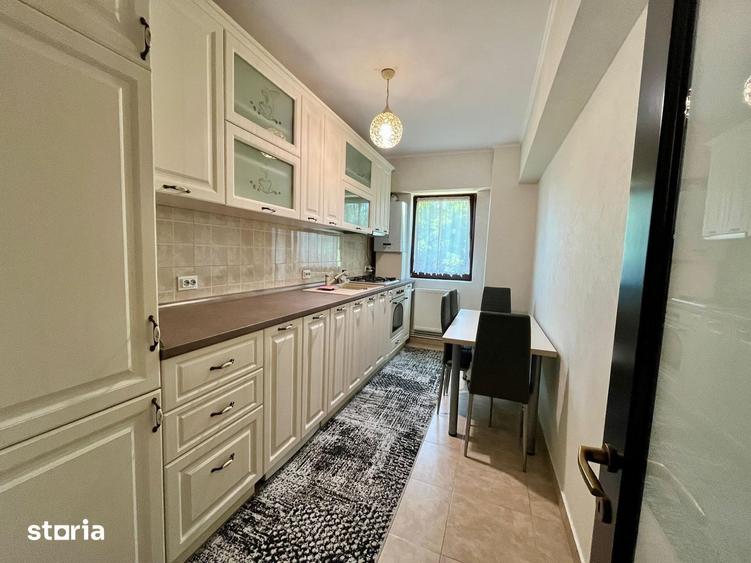 Apartament de vanzare, 2 camere, decomandat, 53 mp, CUG - 3