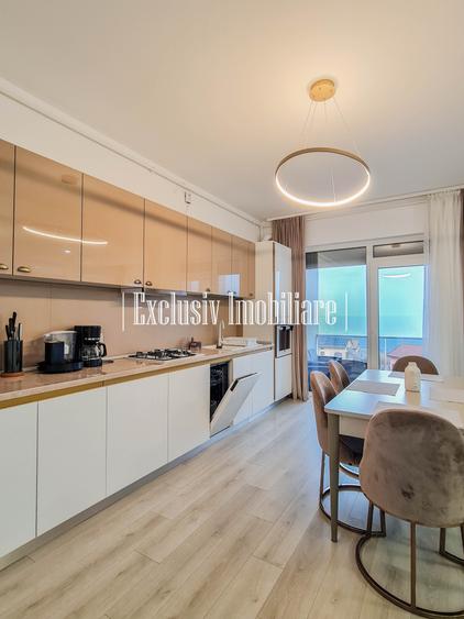 UNICAT -- Vedere la Mare -- Apartament Remarcabil cu 2 Terase si Parcare Privata - 6