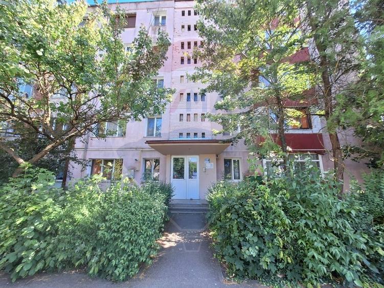 Apartament cu 3 camere Hunedoara, jud. Hunedoara - 1