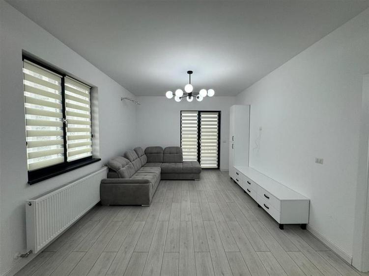 Ap 2 cam de lux, prima inchiriere, parcare, bloc nou, complex Ozone - 2