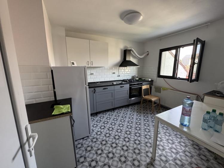 13 Septembrie  - Casa individuala - Renovata completa - Disponibila imediat - 15