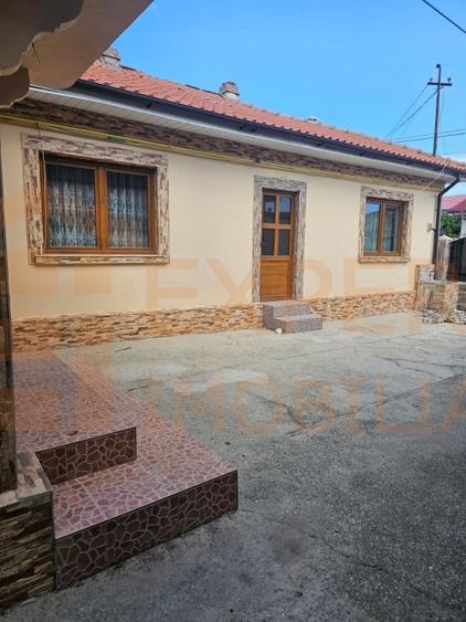 Casa de vanzare - zona Bratianu - 4