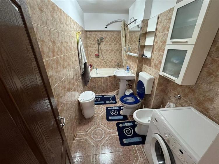 Apartament 3 camere, mobilat si utilat, ultracentral, etaj 9/10 - 13