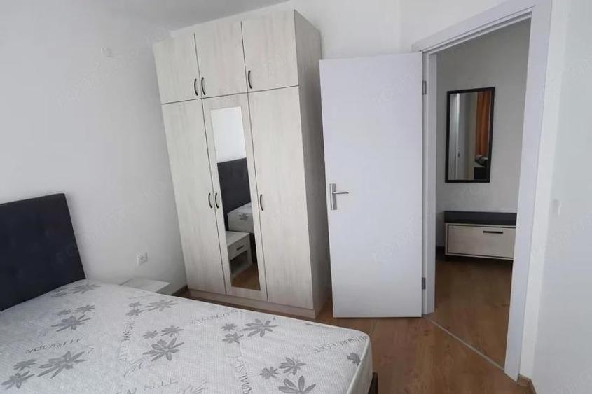 Garsoniera de inchiriat in Tractorul - 3