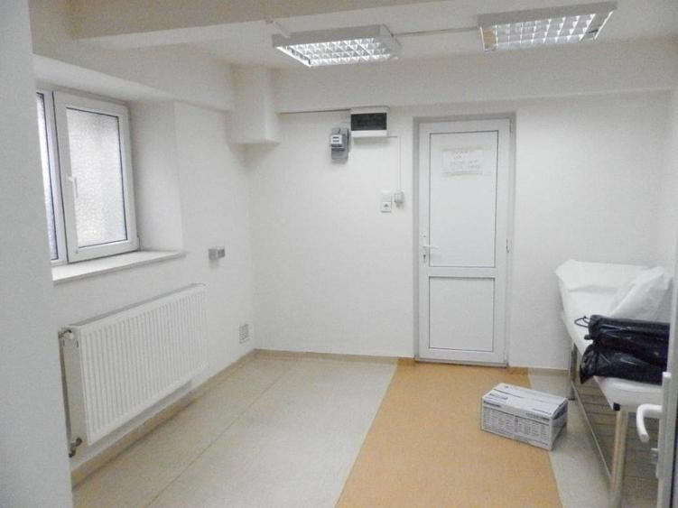 VANZARE VILA 9 CAMERE 320 MP UTILI CURTE INDEPENDENTA . - 6