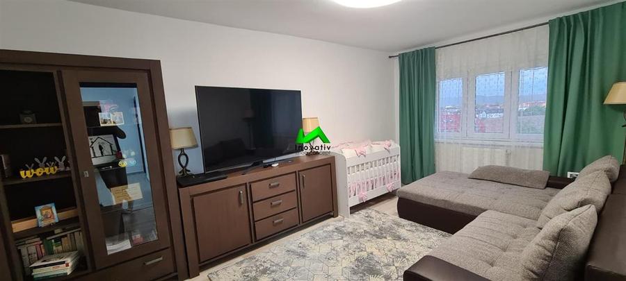 Apartament de inchiriat 3 camere Sibiu Vasile Aaron - 1