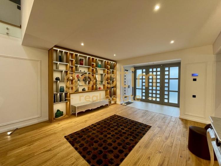 UNICA/ABSOLUT SUPERBA/ VILA INDIVIDUALA/IANCU NICOLAE/CURTE GENEROASA - 14