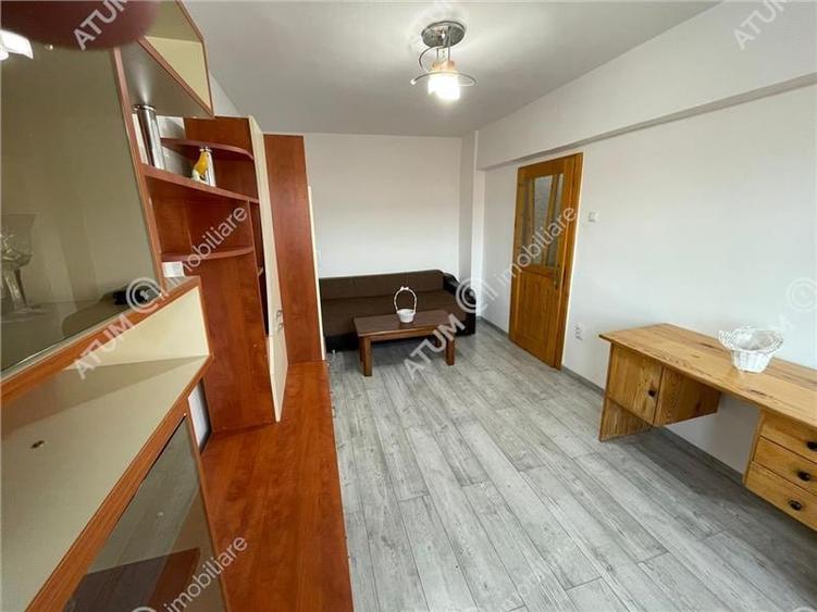 Apartament renovat cu 3 camere decomandate in Cisnadie Sibiu - 3