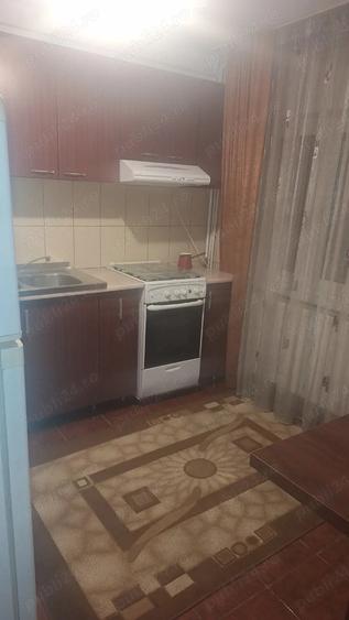 Inchiriez apartament 3 camere,duplex, complet mobilat, zona centrala,recent renovat - 1