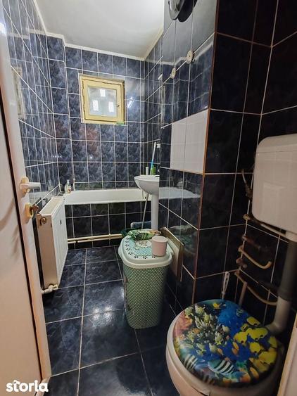 Apartament 2camere Nord/Negru Voda, etaj 1, centrala, balcon inchis - 3
