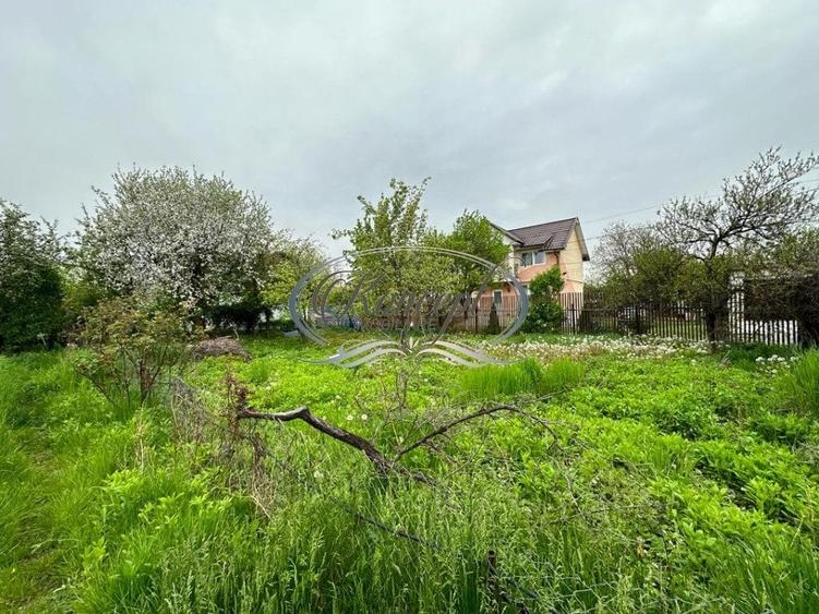 Teren cu casa demolabila, strada Closca - 1