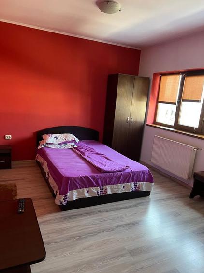 Inchiriez garsoniera in vila organizata precum o pensiune ! - 8