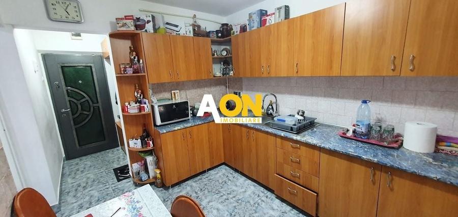 Apartament 3 camere, mobilat, utilat, Cetate - 8
