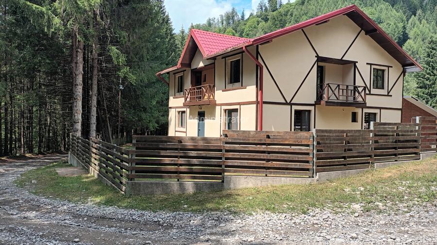 Vanzare cabană Valea Doftanei, izolata, libera, fosta in circuit, ingrijita