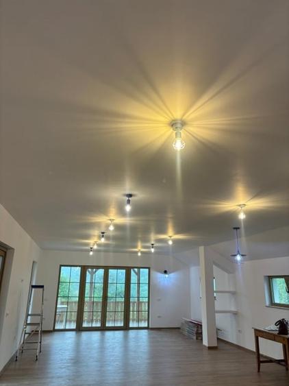 Casa de  vis la tara - vedere panoramica - living 60 mp - in inima  Cacicai - 15