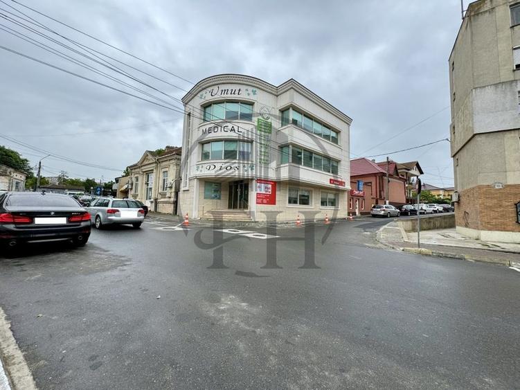 Spațiu comercial/Clinică Medicală de v&acirc;nzare Medgidia, Constanța - 2