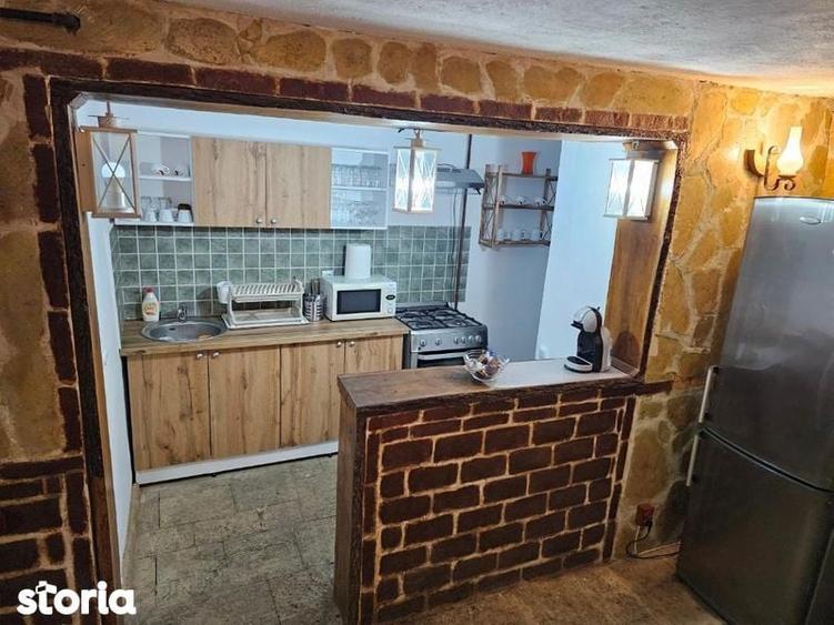 Inchiriez pensiunea CASA cu TURN in statiunea Sarata Monteoru - 7