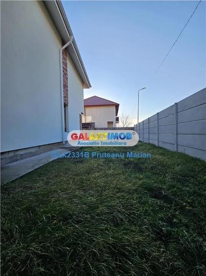 Vanzare vile Individuale de tip Duplex situate aproape de Str Dantelei - 49