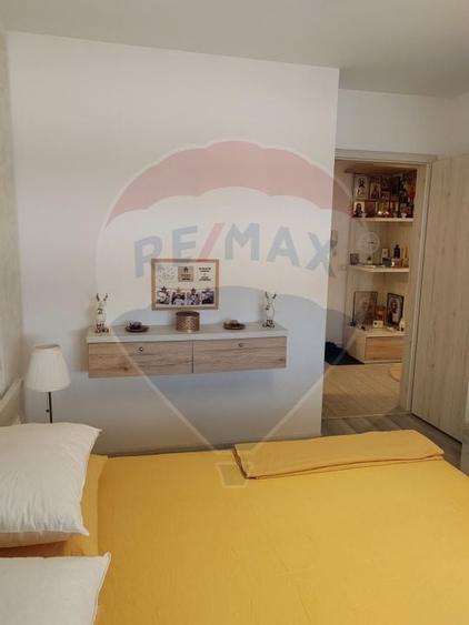 Apartament cu 2 camere de închiriat cu parcare - 9