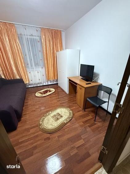 Vand garsoniera et 2 - 5